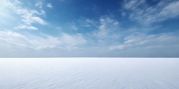 苍天之下冰雪之上出自哪首歌？