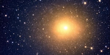 繁星背后太阳出自哪首歌？